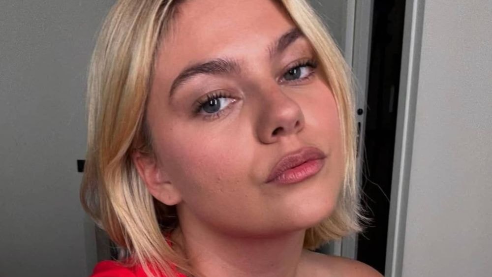 Louane : en vacances à Saint-Tropez, ses photos en bikini mettent tout le monde d'accord !