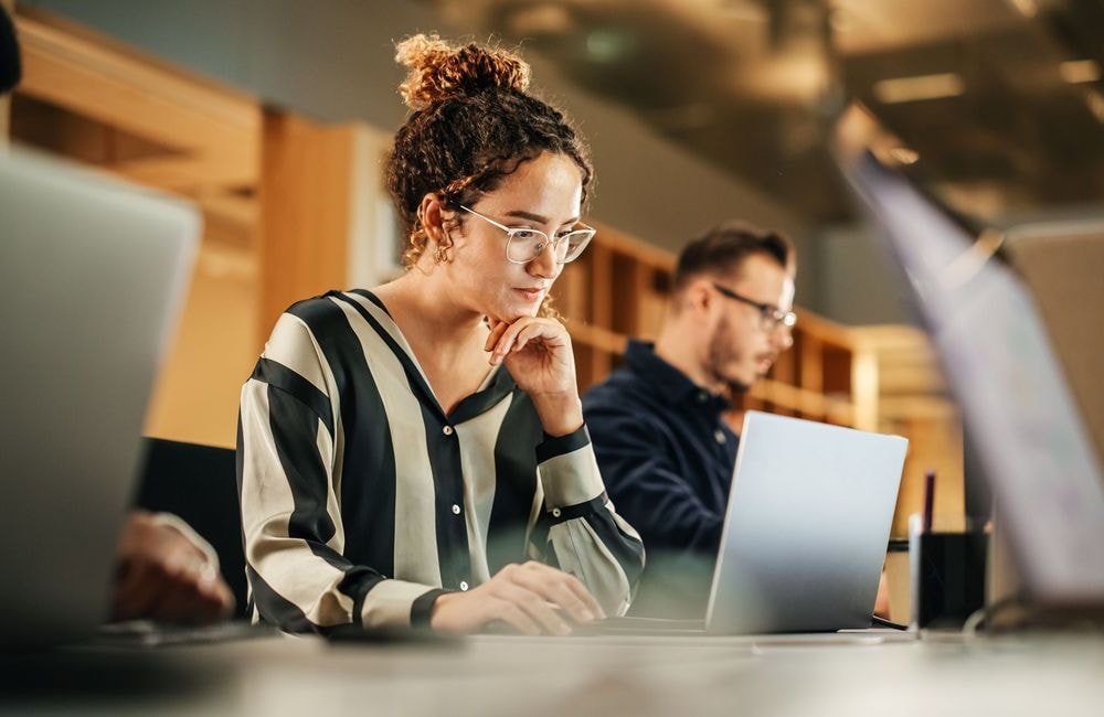 Les femmes salariées vont être plus augmentées que les hommes en 2025