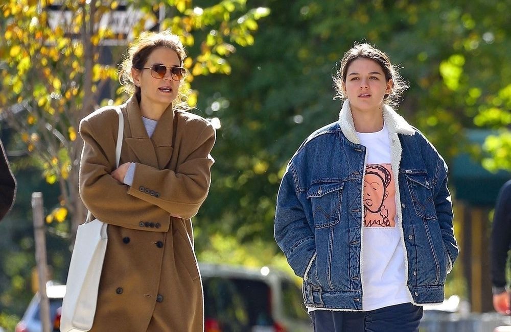 Katie Holmes et Suri Cruise : Le look mère-fille qui nous inspire cet automne