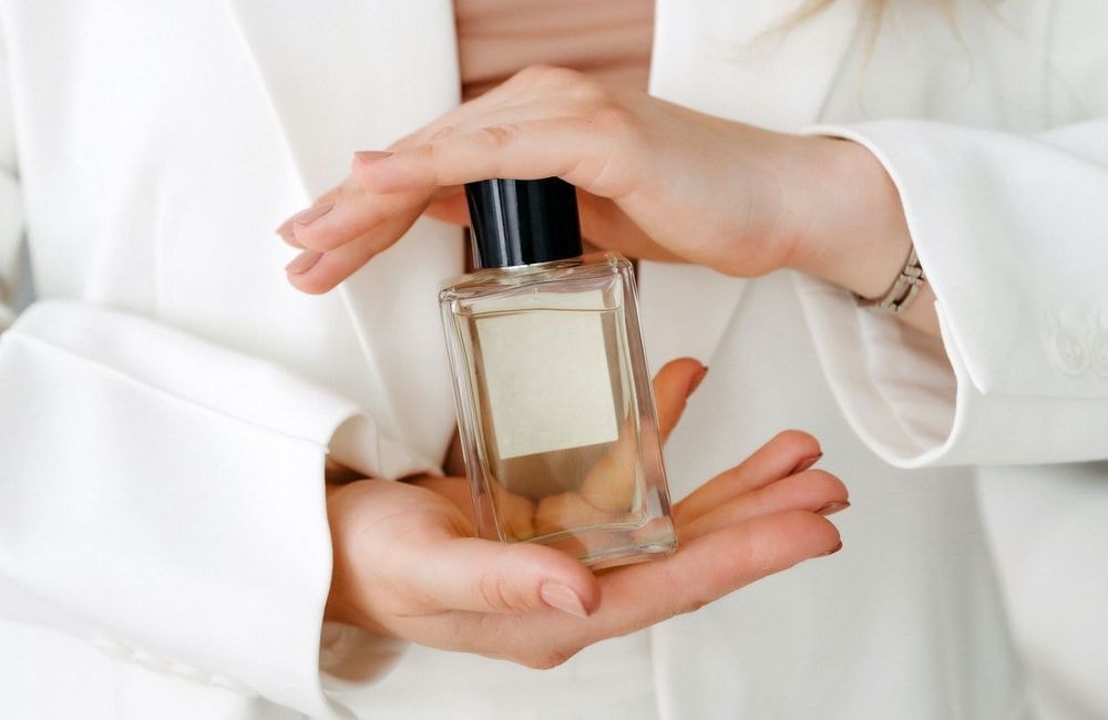 Mariage : comment bien choisir son parfum le jour J ?