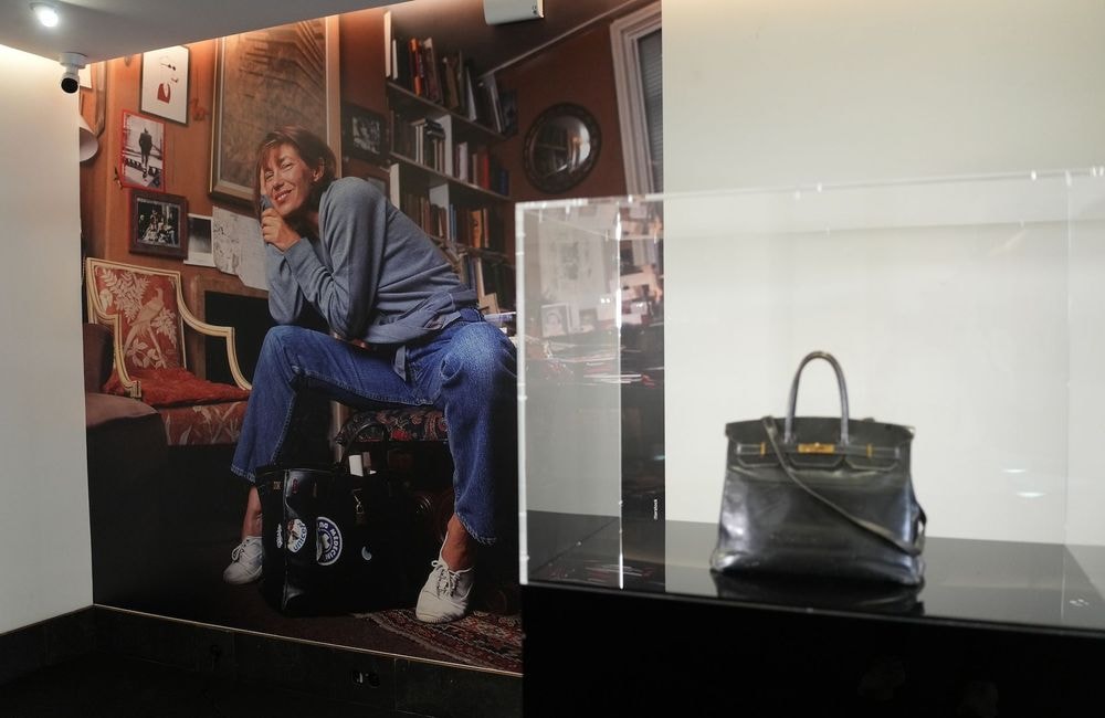 Le premier sac Birkin ayant appartenu à la chanteuse bat tous les records aux enchères