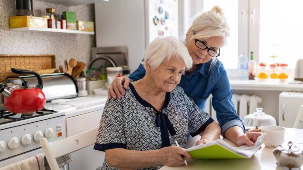 Mutuelle santé : retraité, salarié ou famille... Payez-vous trop cher votre assurance ?