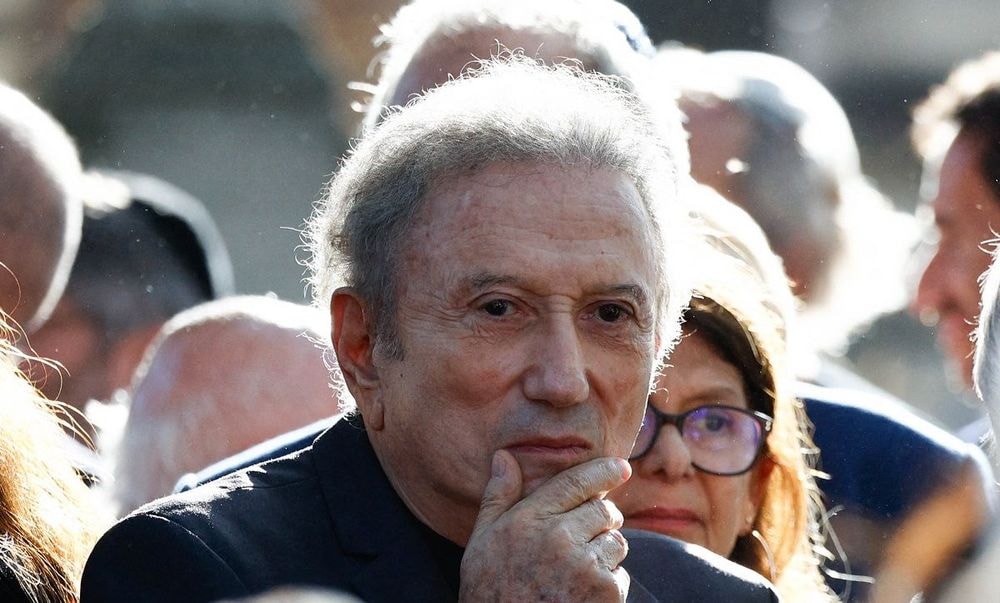 "Facho", "provocant"… Michel Drucker (82 ans) brise le silence sur Pascal Praud et fait polémique