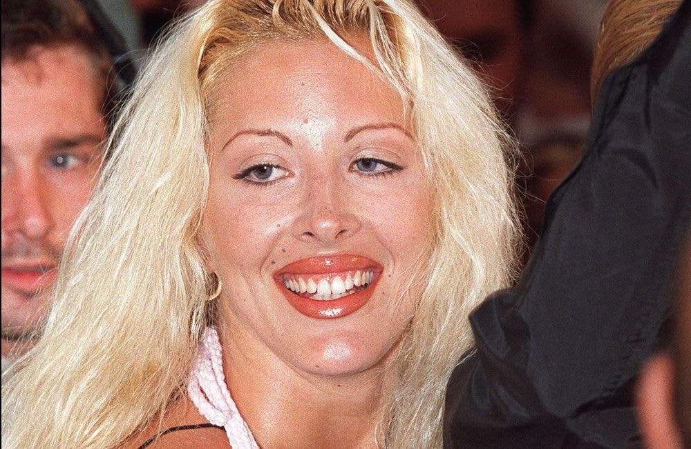 « Ils ne m’ont jamais demandé » : la vérité de Loana sur la série « Culte »