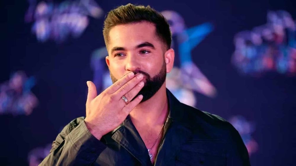 "Toujours aussi…" : papa pour la deuxième fois, la première sortie de Kendji Girac fait énormément réagir !