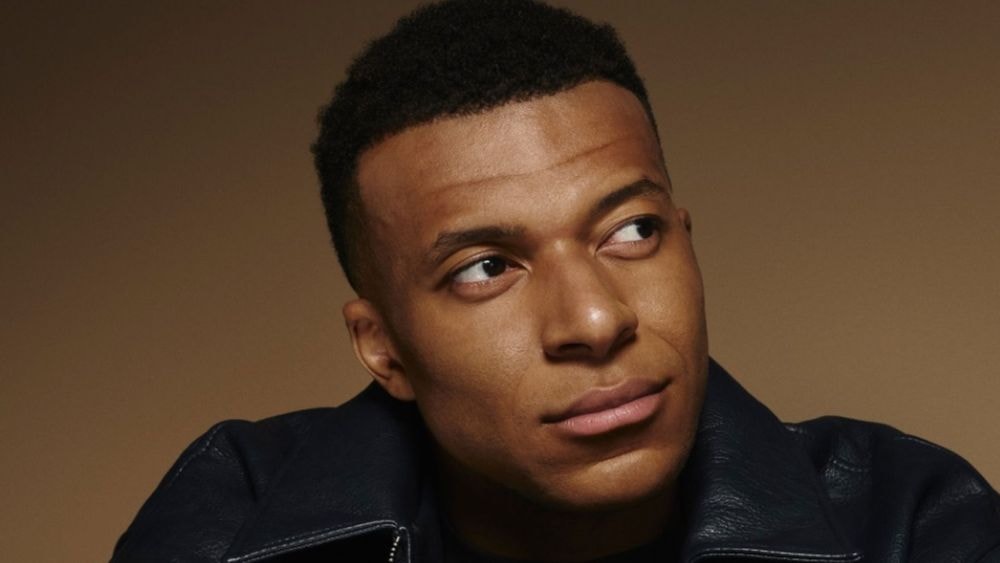 Kylian Mbappé : 1200 m2 et toutes les options les plus luxueuses... Sa villa XXL à Madrid fait déjà beaucoup parler !