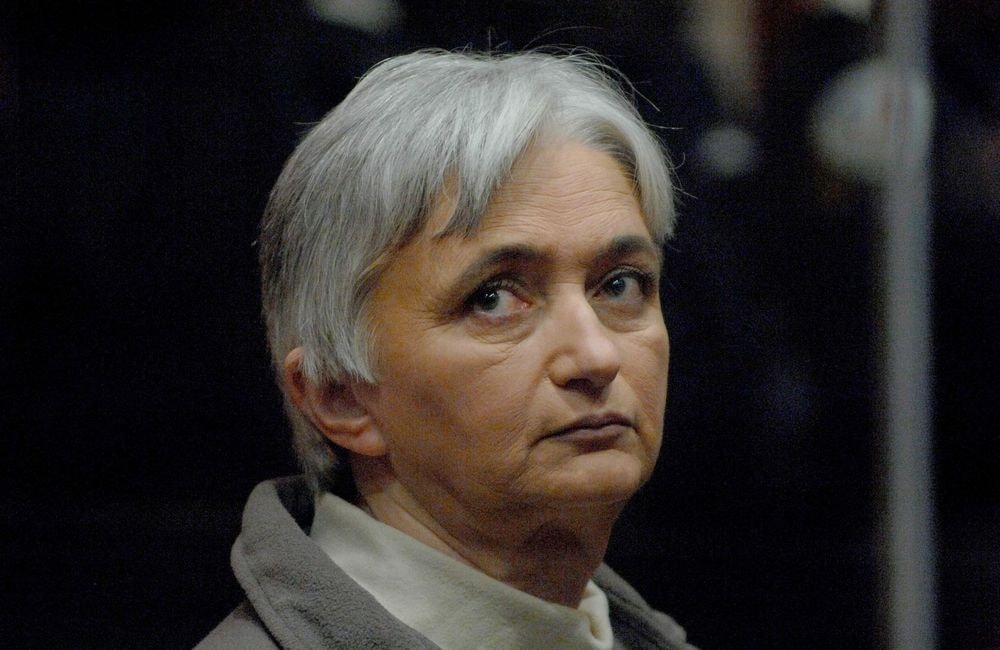 Affaire Cécile Vallin : Monique Olivier refuse de répondre aux juges