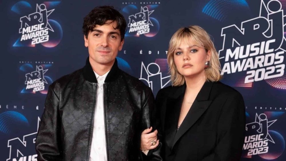 NMA 2024 : demandée en mariage par son célèbre compagnon, Louane annonce une incroyable nouvelle !