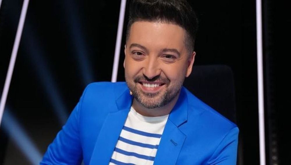 "Tant que je peux marcher, j’irai de l’avant" : Chris Marques ému aux larmes raconte son parcours face à la maladie
