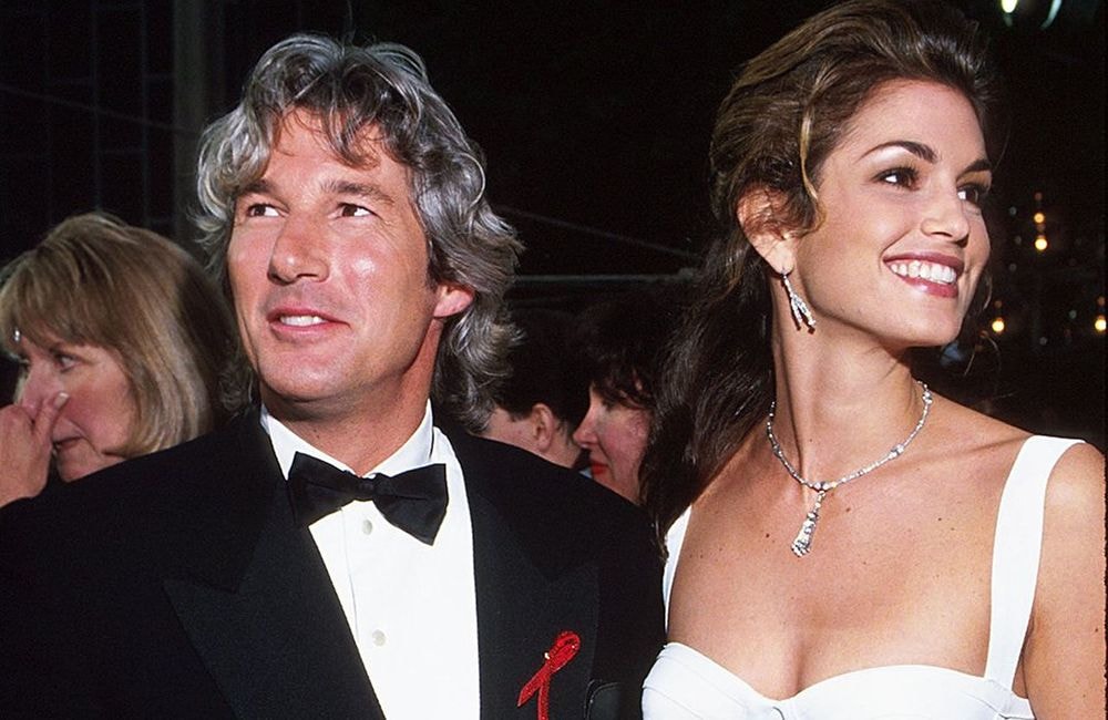 Comme dans les années 90, cette tendance vintage séduit les futures mariées