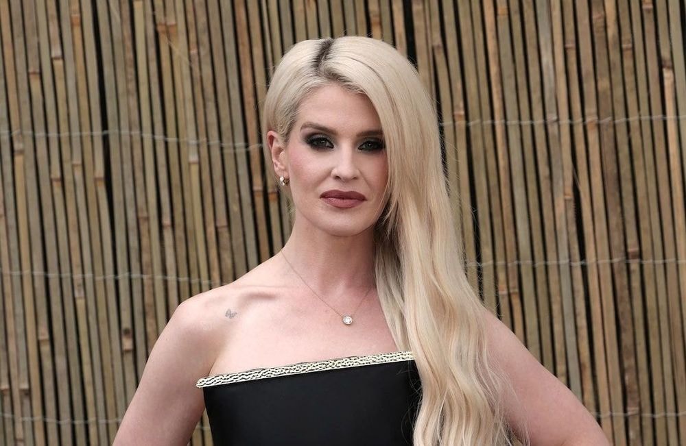 « J’ai perdu le meilleur ami que j’ai jamais eu » : Kelly Osbourne s’exprime sur la mort de son père
