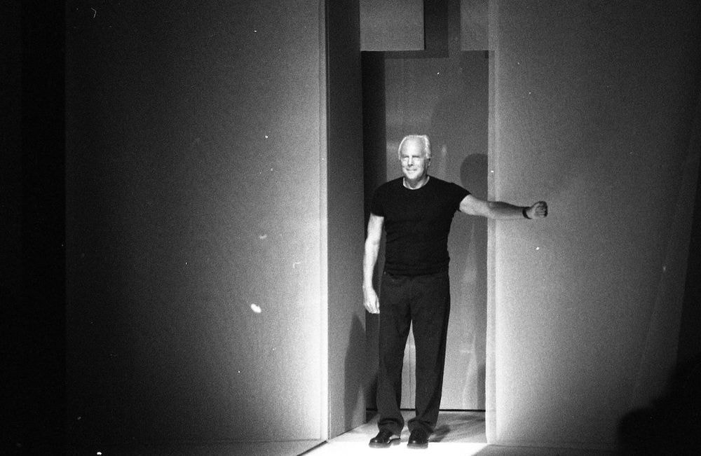 Giorgio Armani : un biopic est en préparation, tout ce qu’on sait pour l’instant