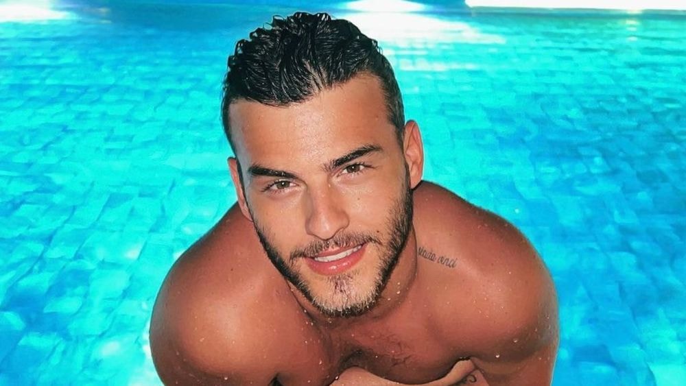 Simon Castaldi : il accuse Adixia d'infidélité , "Je trouve ça...