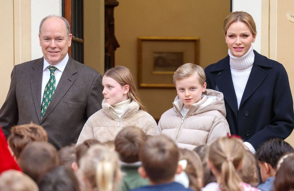 Albert et Charlène de Monaco : une nouvelle photo officielle dévoilée avec Jacques et Gabriella