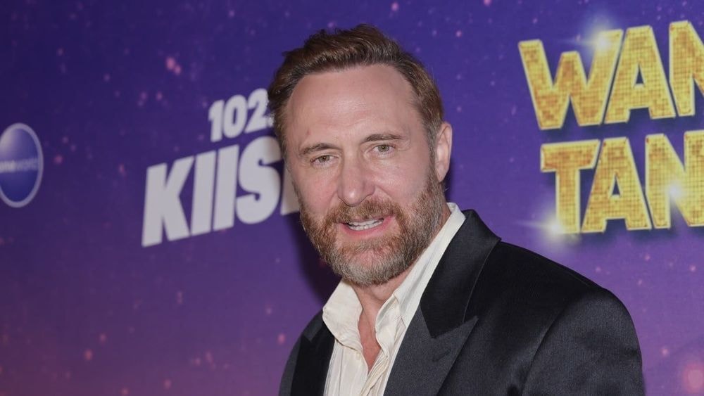 David Guetta (57 ans) : accident devant sa villa, voici ce qui s’est passé ce jour-là