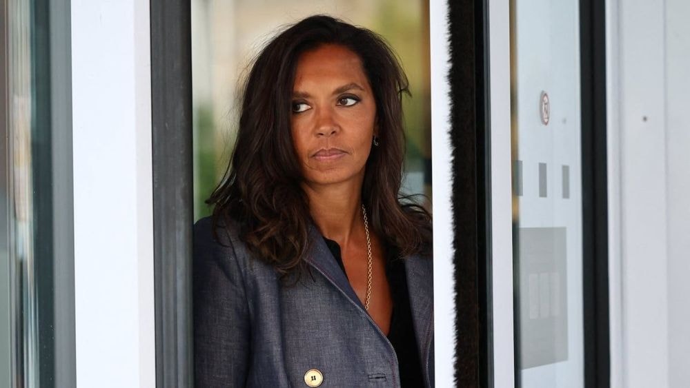 Karine Le Marchand sans filtre sur Patrick Bruel : "C'est un séducteur !" après une folle soirée, elle balance TOUT