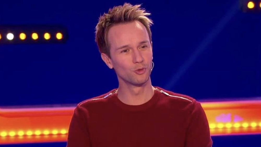 Cyril Féraud (Slam), 39 ans, officialise avec Théo Curin : "Prends soin du bébé…