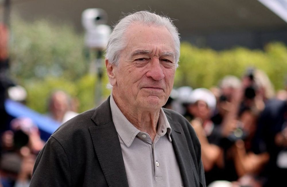 « Mes enfants adorent l'endroit » : Robert De Niro construit un hôtel sur la plage préférée de Lady Di