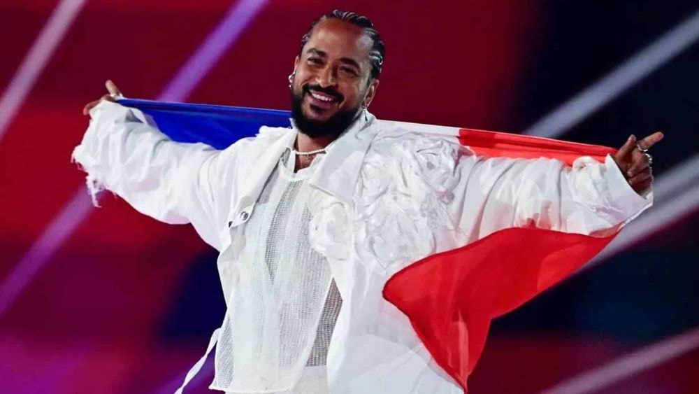 Slimane : les coulisses de sa mise en scène à l'Eurovision 2024 dévoilées, les internautes sont impressionnés, regardez !