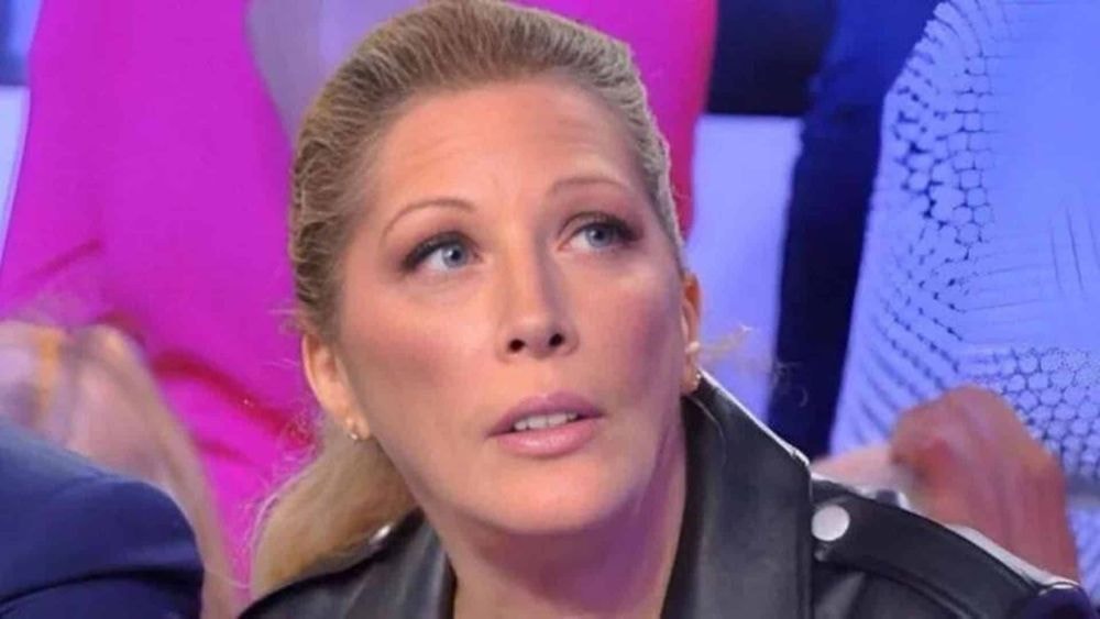 "Je vis de mes aides pour personne handicapée" : Loana dévoile le montant de ses petits revenus loin de la télé-réalité
