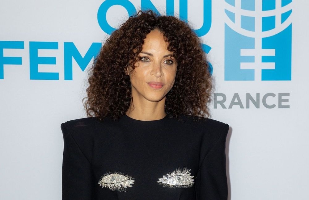 Noémie Lenoir évoque pour la première fois son alcoolisme : « C’est une maladie »