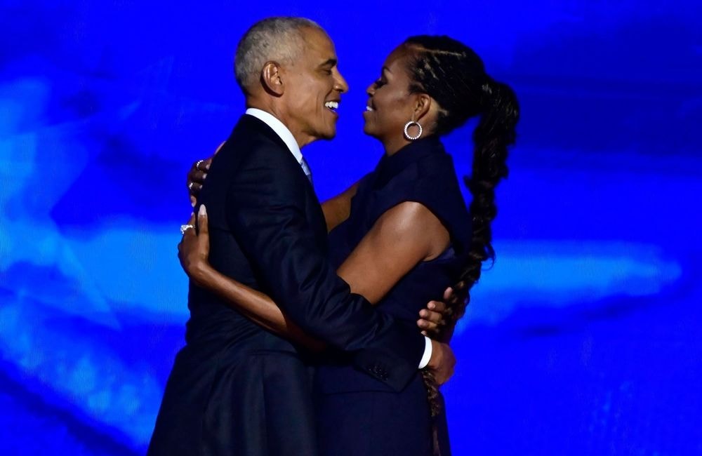 Barack Obama évoque son couple avec Michelle Obama : « Être à ses côtés m'a enrichi »