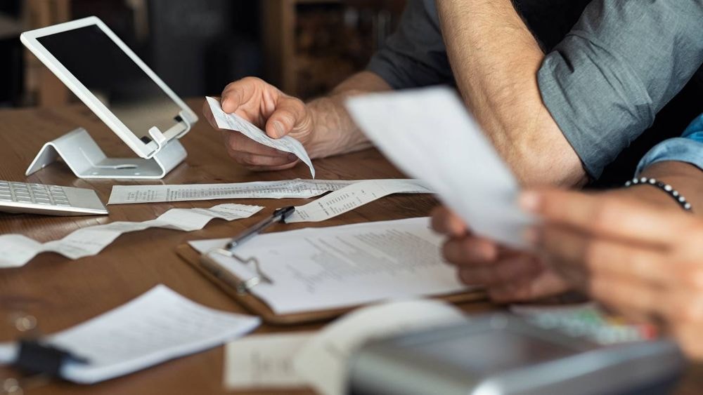 Banque pour les pros : la clôture des comptes bancaires bientôt gratuite ?