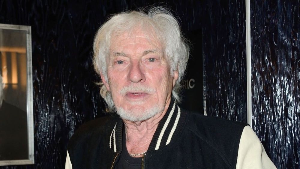 Après les JO, l'avis cash d'Hugues Aufray sur Aya Nakamura : "Sa couleur de peau, la forme de son corps…"