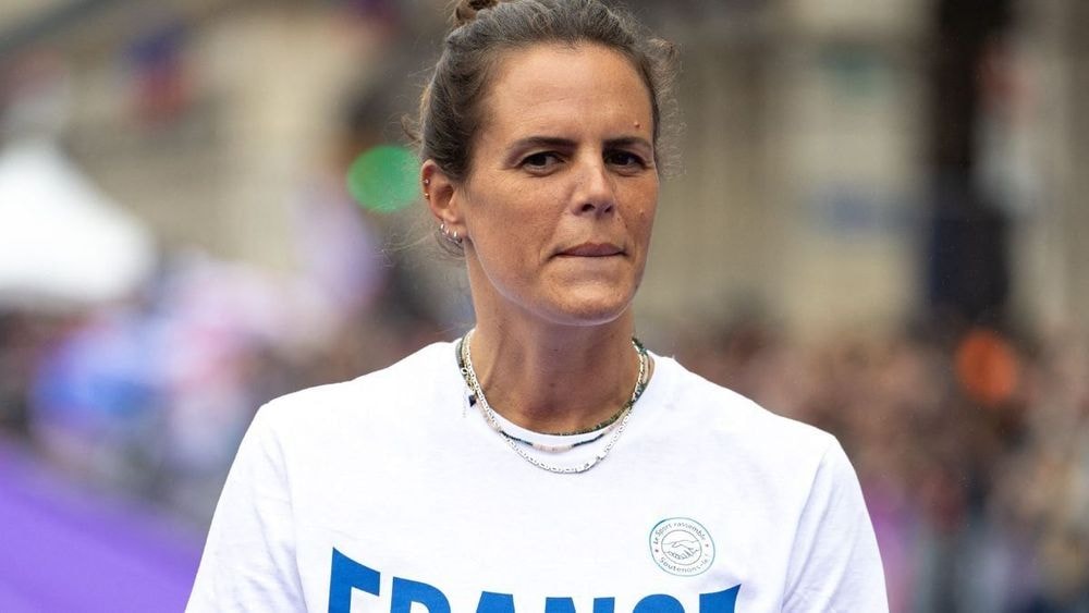 Laure Manaudou réfugiée "dans un petit village à côté d'Arcachon", son fief familial du Sud-Ouest menacé par les incendies