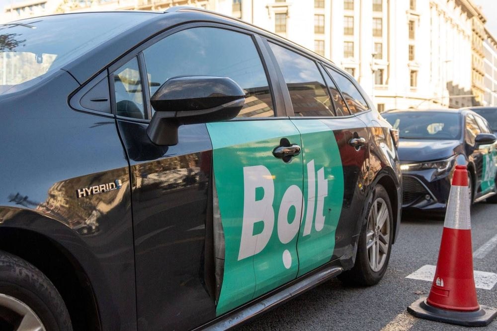 Paris : une jeune femme de 19 ans accuse un chauffeur VTC de viol pendant une course de nuit