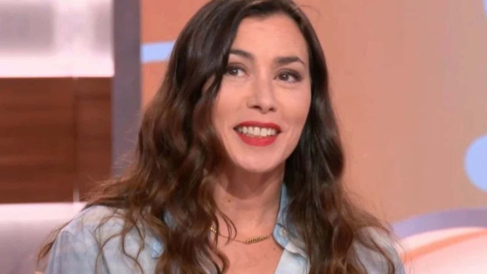 "Perdue de vue" : Olivia Ruiz sans filtre sur ses relations avec Jenifer et la promotion de la Star Academy 1