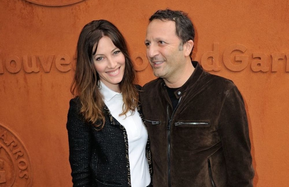 « Noces de coco » : Mareva Galanter dévoile d’adorables photos pour son anniversaire de mariage avec Arthur