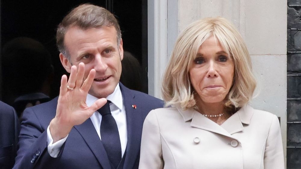 Emmanuel Macron victime de harcèlement sexuel : “C’est une personne perturbée”, la Première dame voit rouge