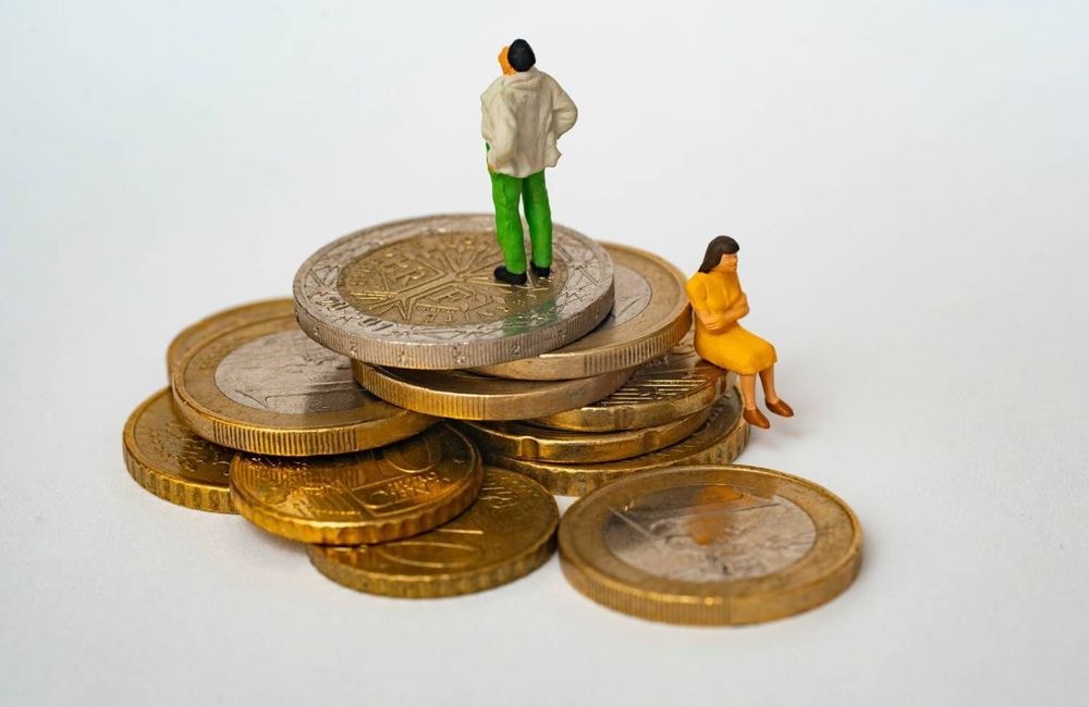 Inégalités salariales : à partir de 11 h 31 ce lundi, les femmes travaillent « gratuitement »