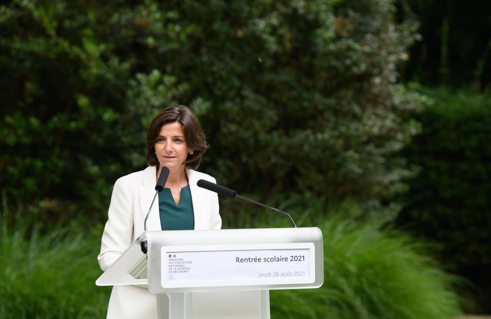 Harcèlement moral : l’ex-ministre Nathalie Elimas condamnée à de la prison avec sursis