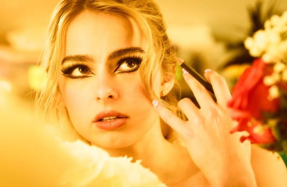 Pourquoi le make-up d’Addison Rae, star de TikTok, fascine les réseaux ?
