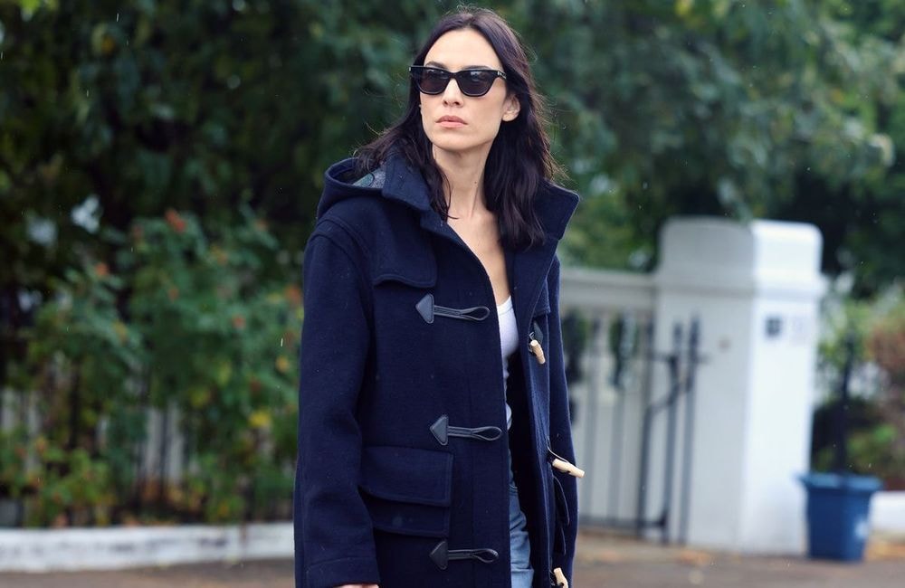 Avec ce look, Alexa Chung nous donne envie de porter le duffle-coat