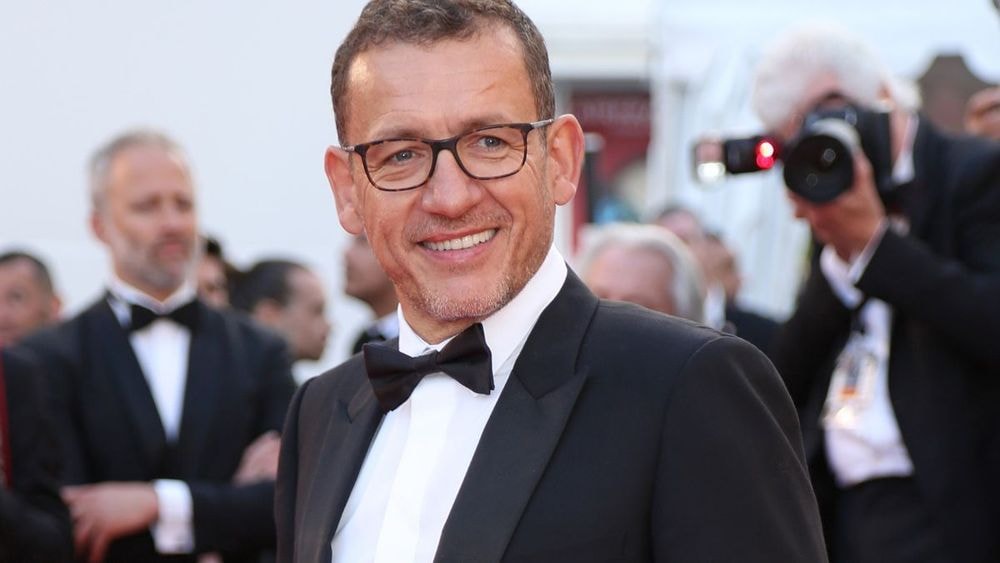 “Juste en m’entendant marcher…” : Dany Boon révèle une anecdote surprenante sur un problème de santé