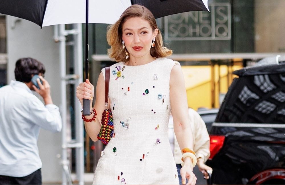 « Blush Draping » : Gigi Hadid et Kendall Jenner confirment le retour de ce maquillage 70’s