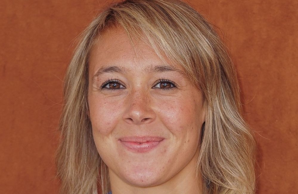 Qui est Anouk Garnier, la championne qui va grimper la tour Eiffel à la corde ?