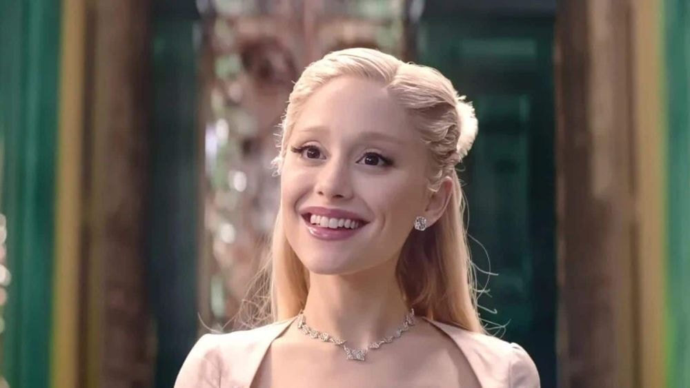 Ariana Grande réagit aux commentaires sur son physique