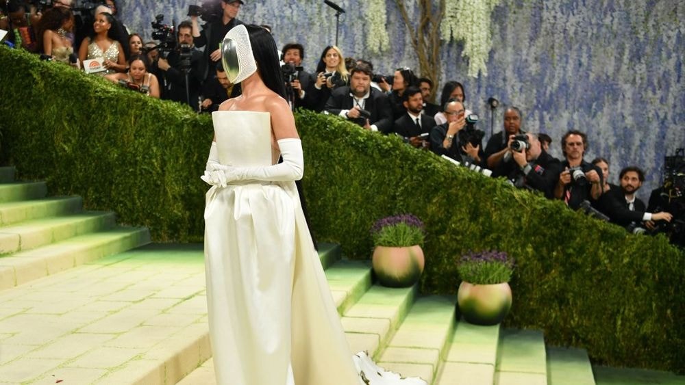 Met Gala 2026 : Timothy Mudiayi tacle les pires looks, "vas-y, tu m'as saoulé"