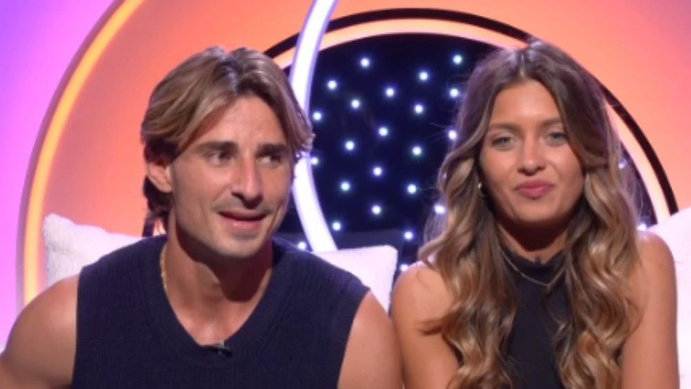 Lou (Secret Story) : séparée de son chéri à cause de Maxence ? On a enfin la réponse !