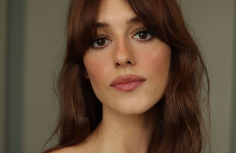 « Flushed and sunkissed » : la tendance make-up qui recrée l’éclat d’une douce journée au soleil