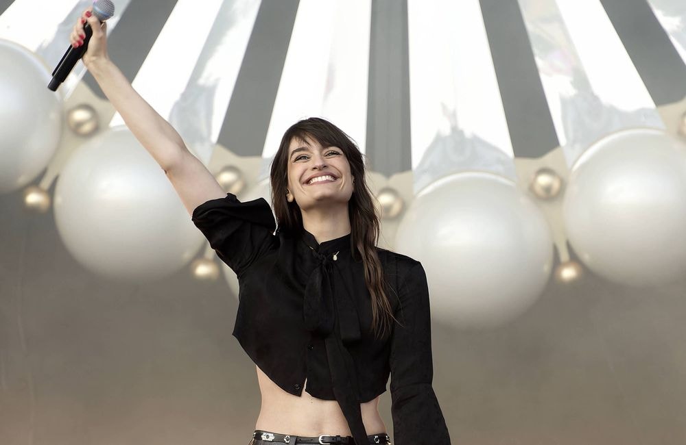 Festivals : pourquoi les artistes féminines sont encore invisibilisées cet été ?