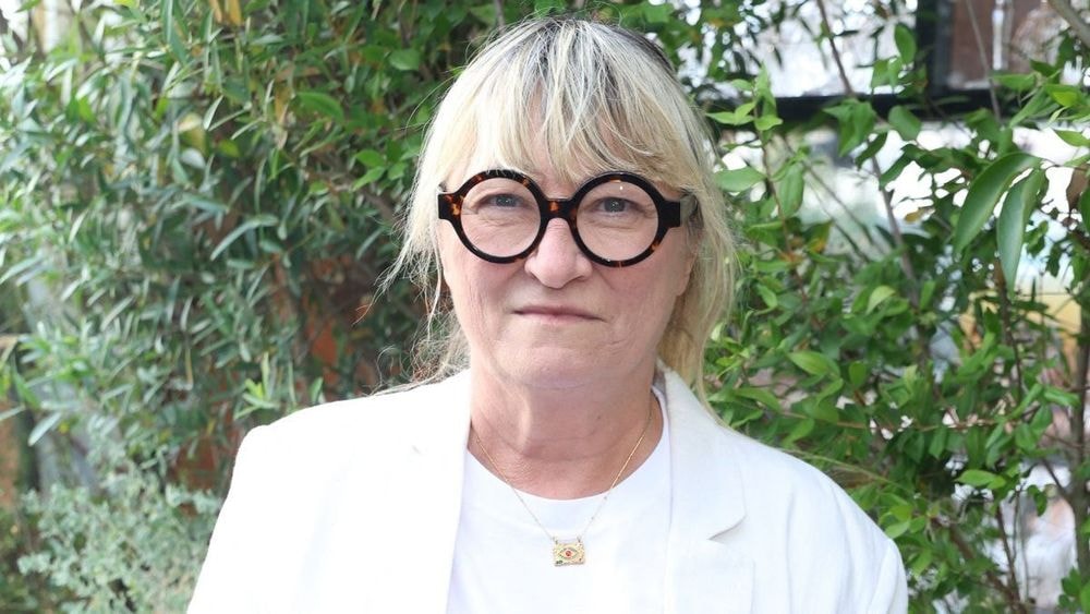 Christine Bravo en larmes : sa colère contre Laurent Ruquier après la mort d’Isabelle Mergault