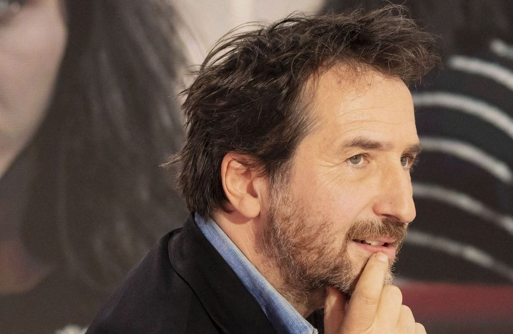 Violences sexuelles : le comédien Édouard Baer accusé par six femmes
