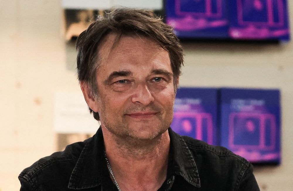 David Hallyday : son fils Cameron, 19 ans, s'invite dans son nouveau clip