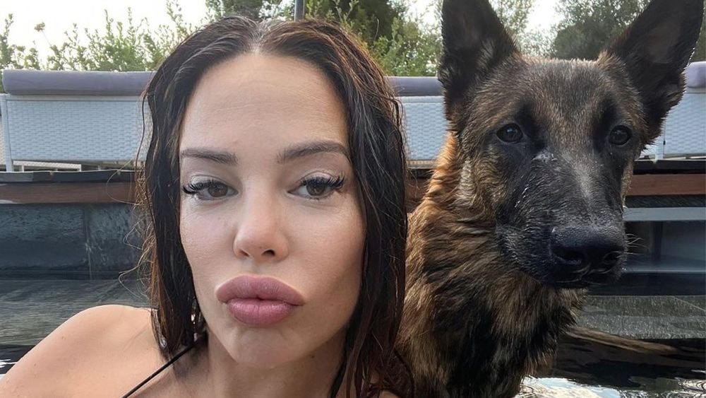 Kim Glow forcée de redresser son chien après une situation difficile avec sa fille