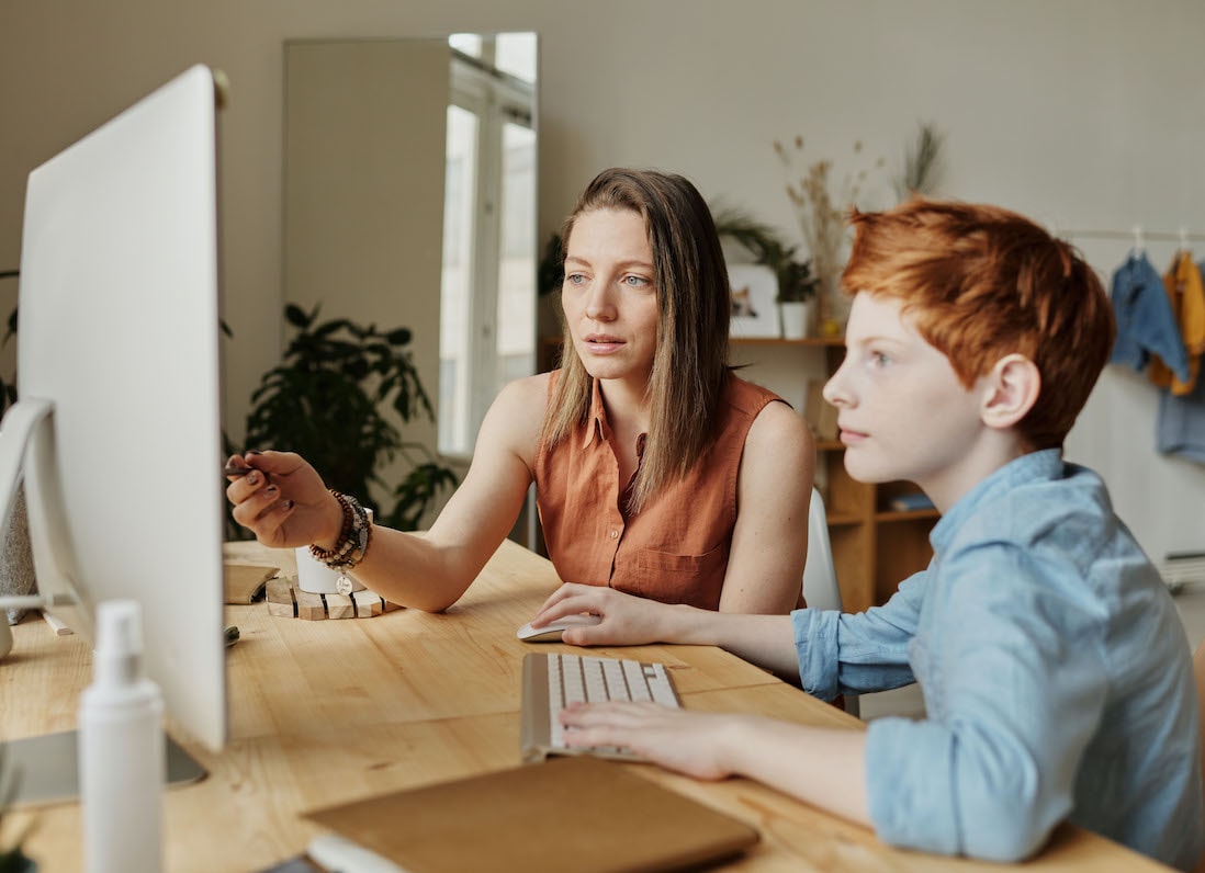 Facebook et Instagram s’engagent avec un club pour aider les parents à guider leurs enfants sur le numérique